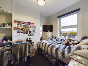 Photo 16- click for photo gallery